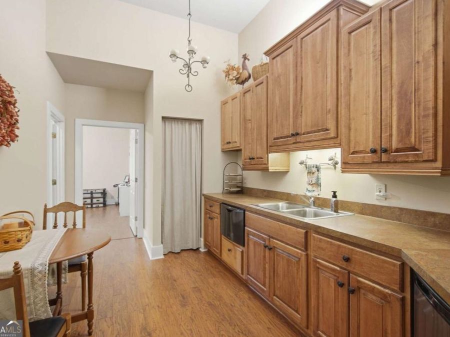 Property Image 38