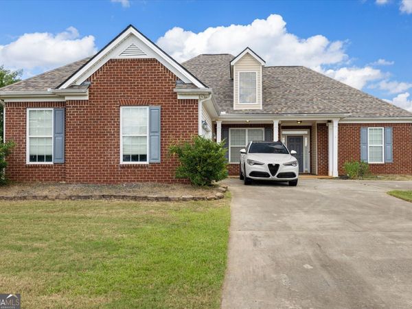 113 Christopher Drive, Byron, GA 31008