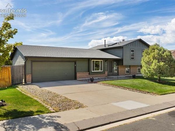 3345 Lynnwood Way, Colorado Springs, CO 80918