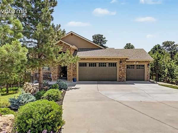 429 Stone Cottage Grove, Colorado Springs, CO 80906