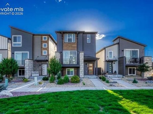 6855 Starry Night Lane, Colorado Springs, CO 80923