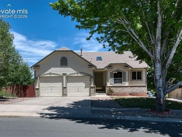 3839 Range Drive, Colorado Springs, CO 80922