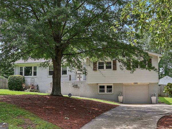 1120 Washington Avenue, Woodstock, GA 30188