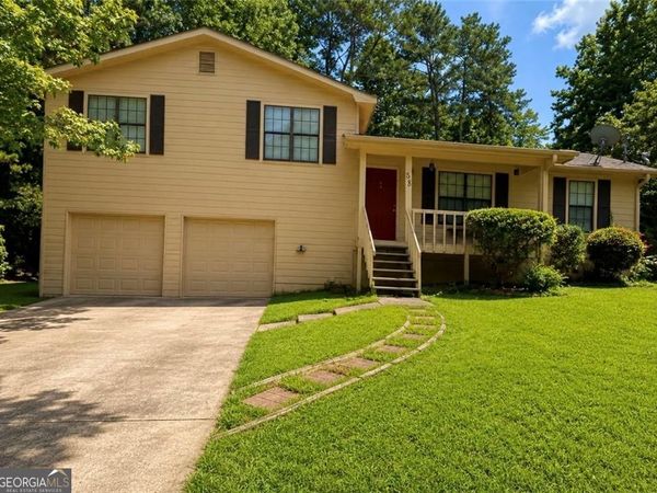58 Alps Court, Fairburn, GA 30213