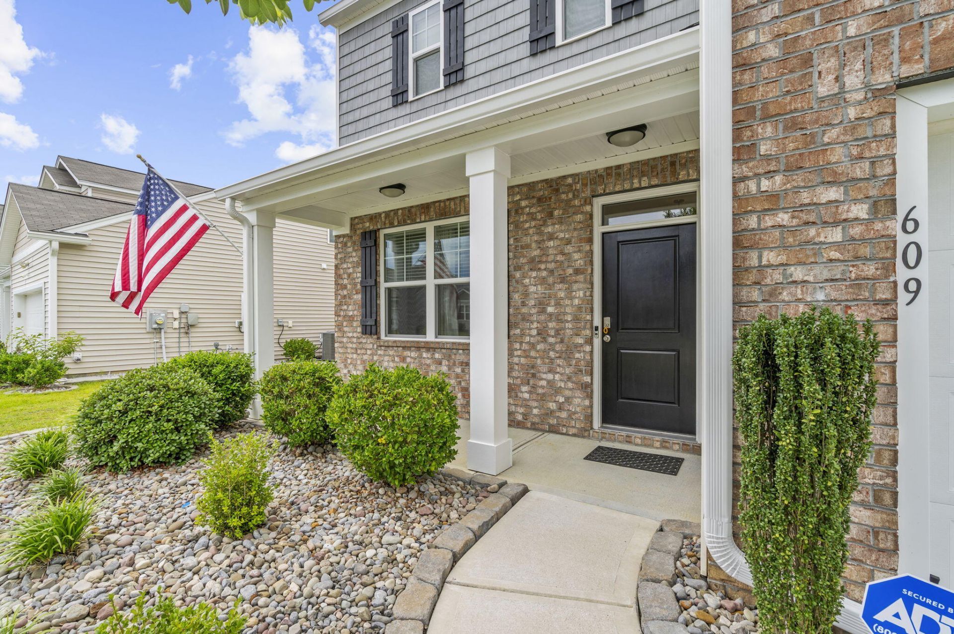 609 Silver Spruce Street Photo 4