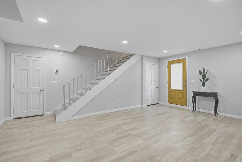 5043 Victoria Avenue Photo 16
