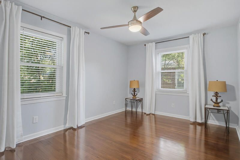 5043 Victoria Avenue Photo 7