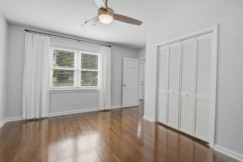 5043 Victoria Avenue Photo 8