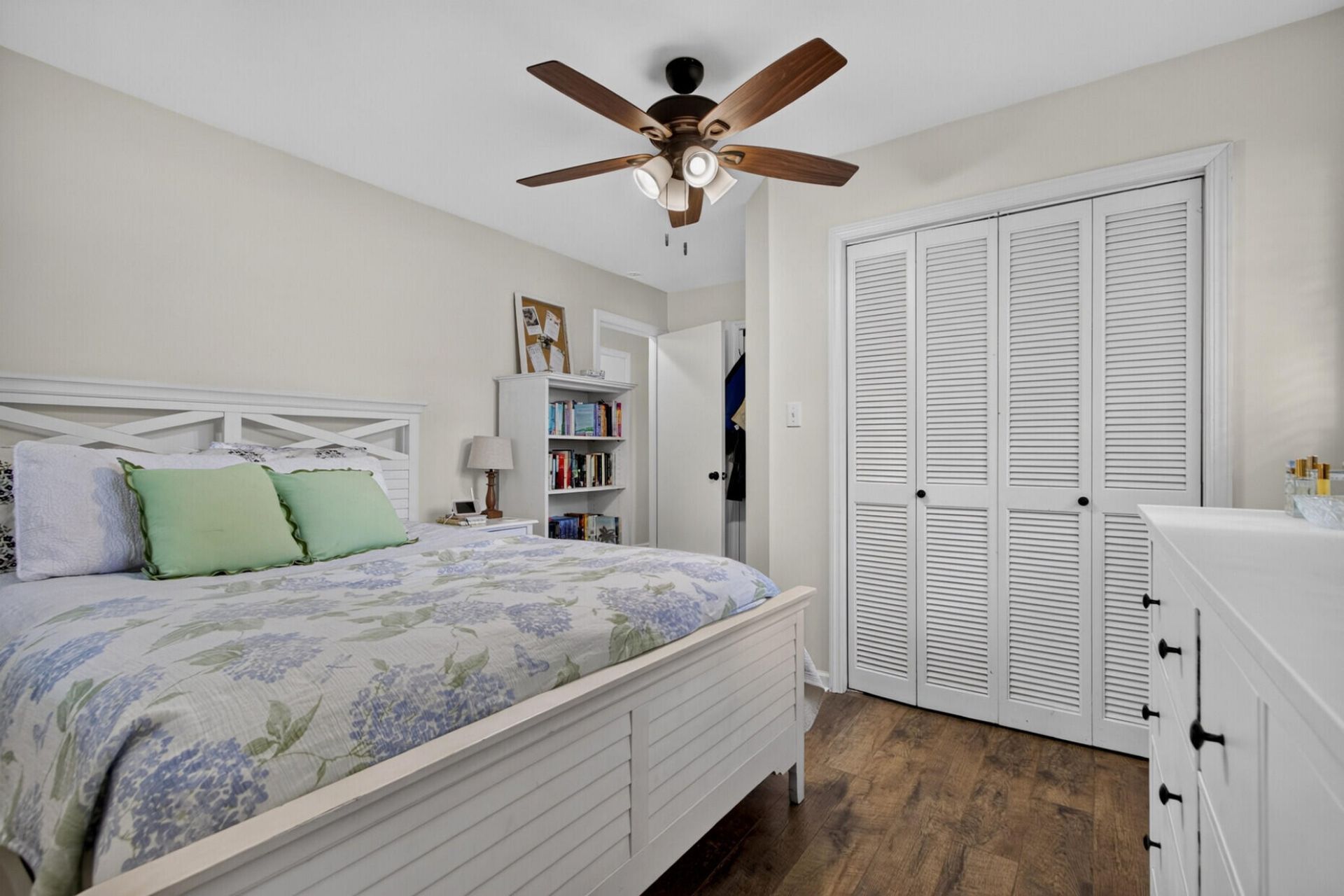 119 Madison Avenue Photo 15