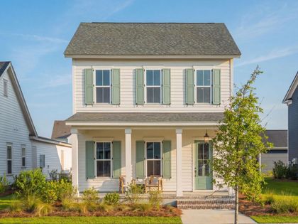 744 Blueway Avenue Summerville, SC 29486