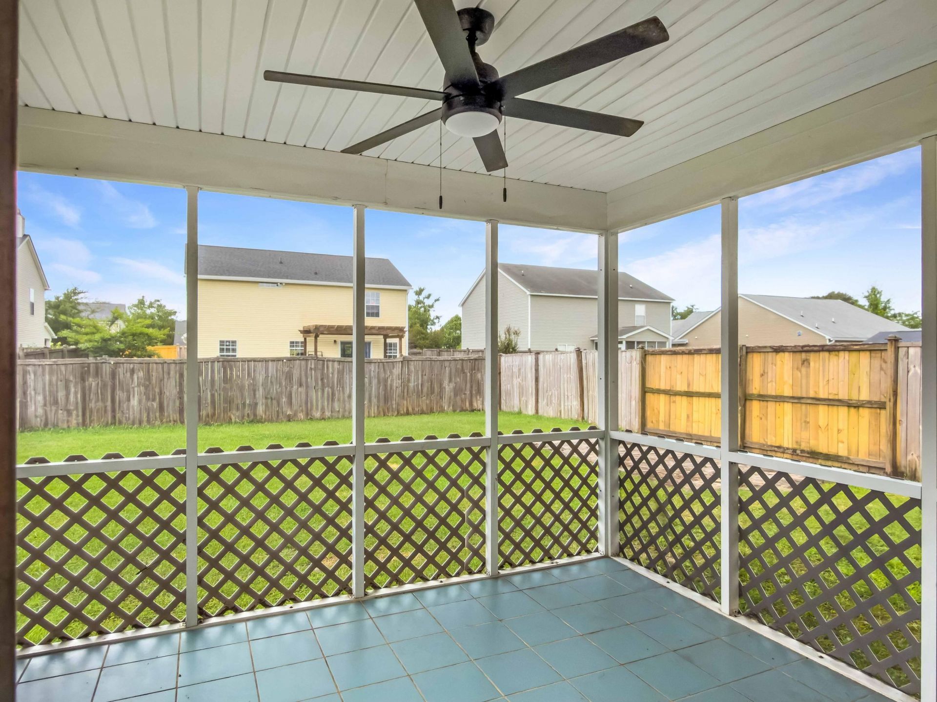 408 Dovetail Circle Photo 12