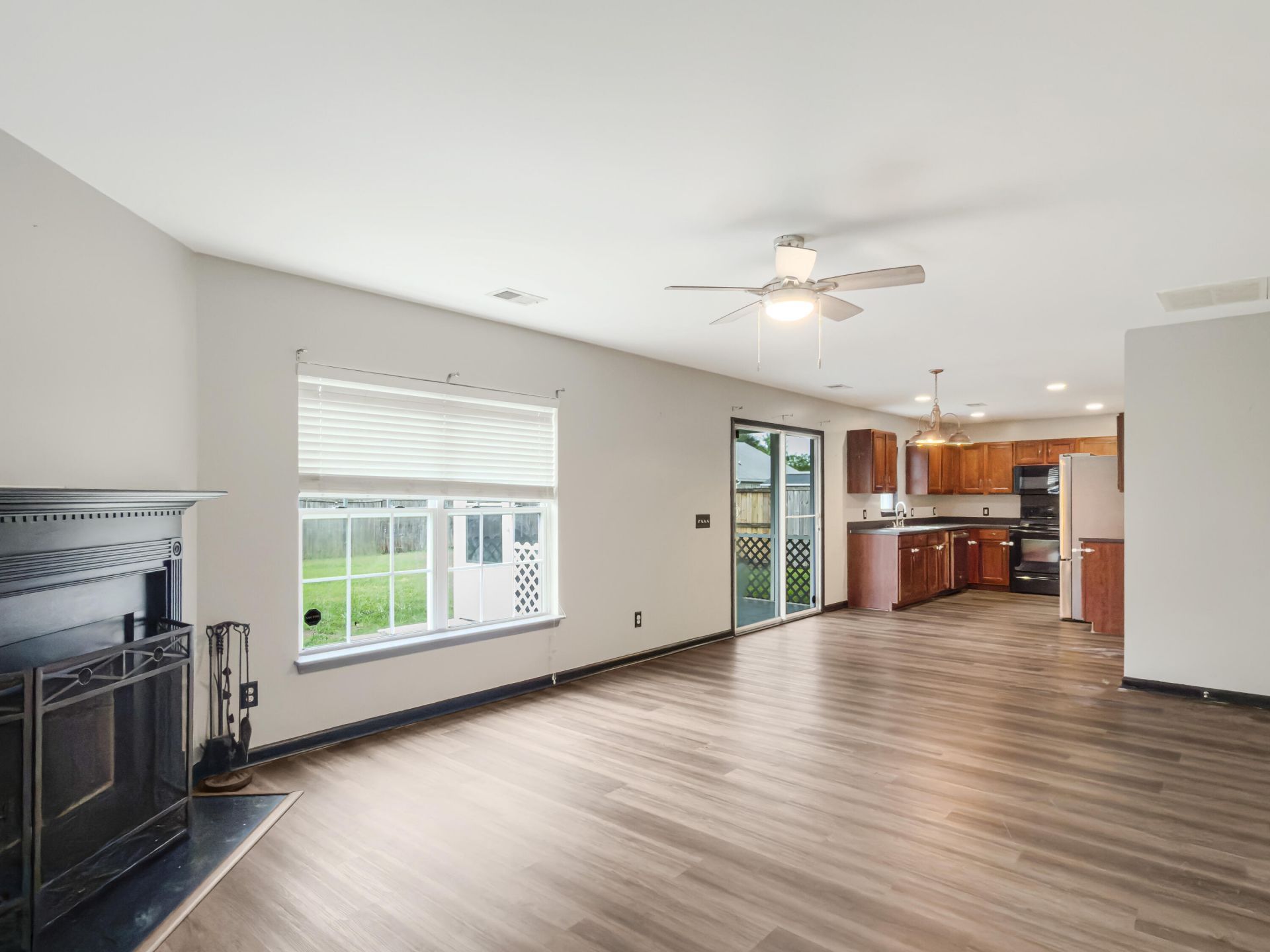 408 Dovetail Circle Photo 15