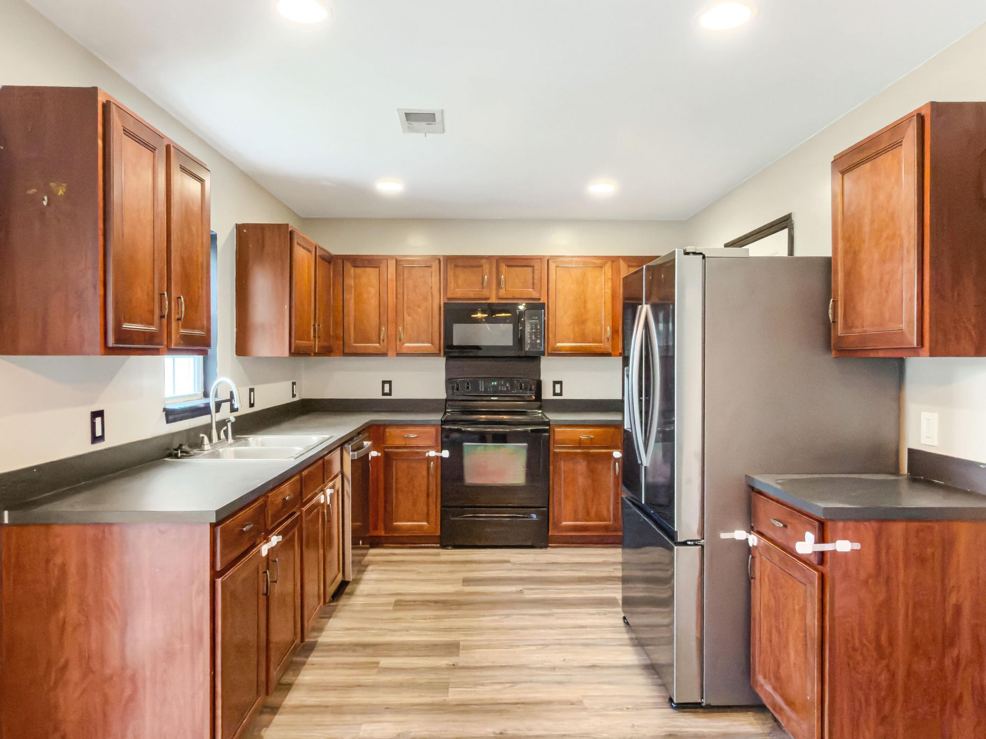 408 Dovetail Circle Photo 20