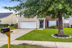 408 Dovetail Circle photo 4
