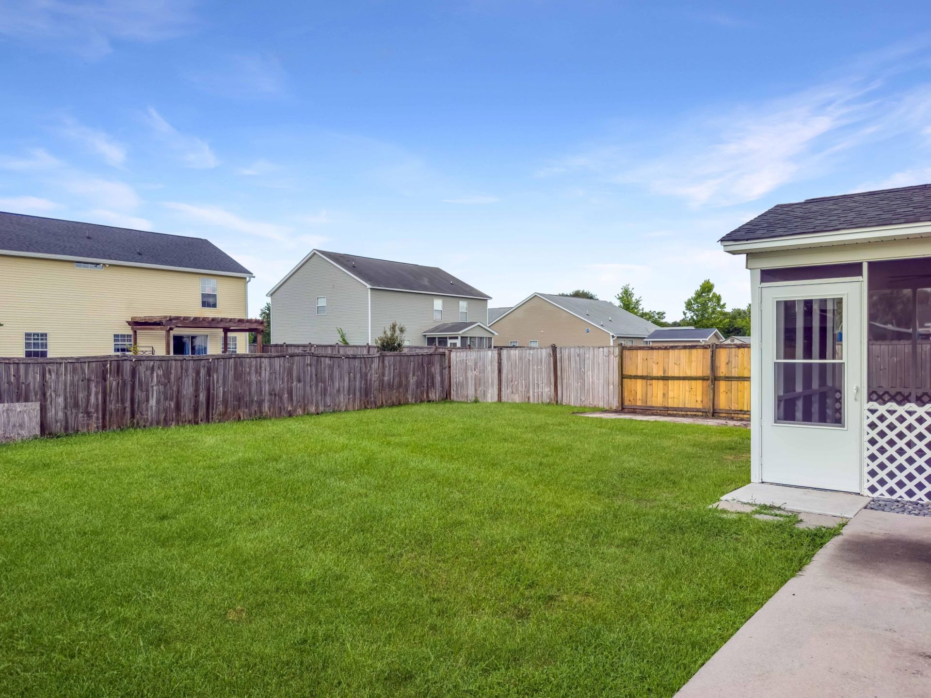 408 Dovetail Circle Photo 4