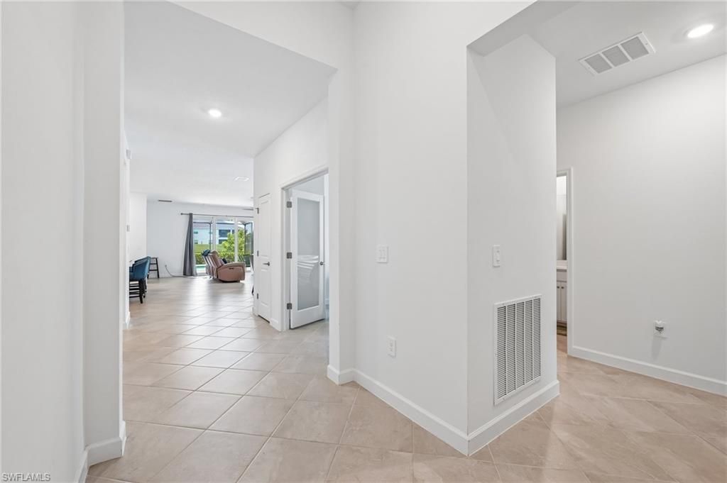 20625 Copperhead Dr, Lehigh Acres, FL 33936 Photo