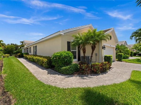 2623 Malaita CT, CAPE CORAL, FL 33991
