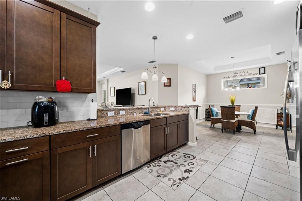 2623 Malaita Ct, Cape Coral, FL 33991 Photo