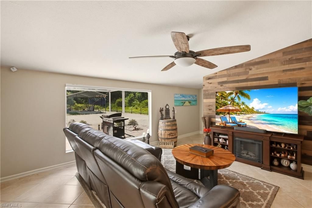 2310 Abbott Ave , Alva, FL 33920 Photo