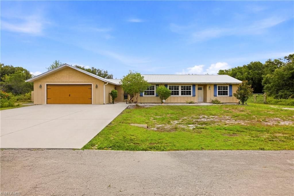2310 Abbott Ave , Alva, FL 33920 Photo
