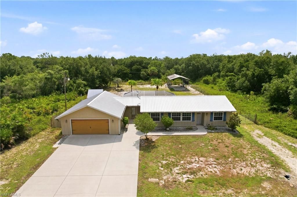 2310 Abbott Ave , Alva, FL 33920 Photo
