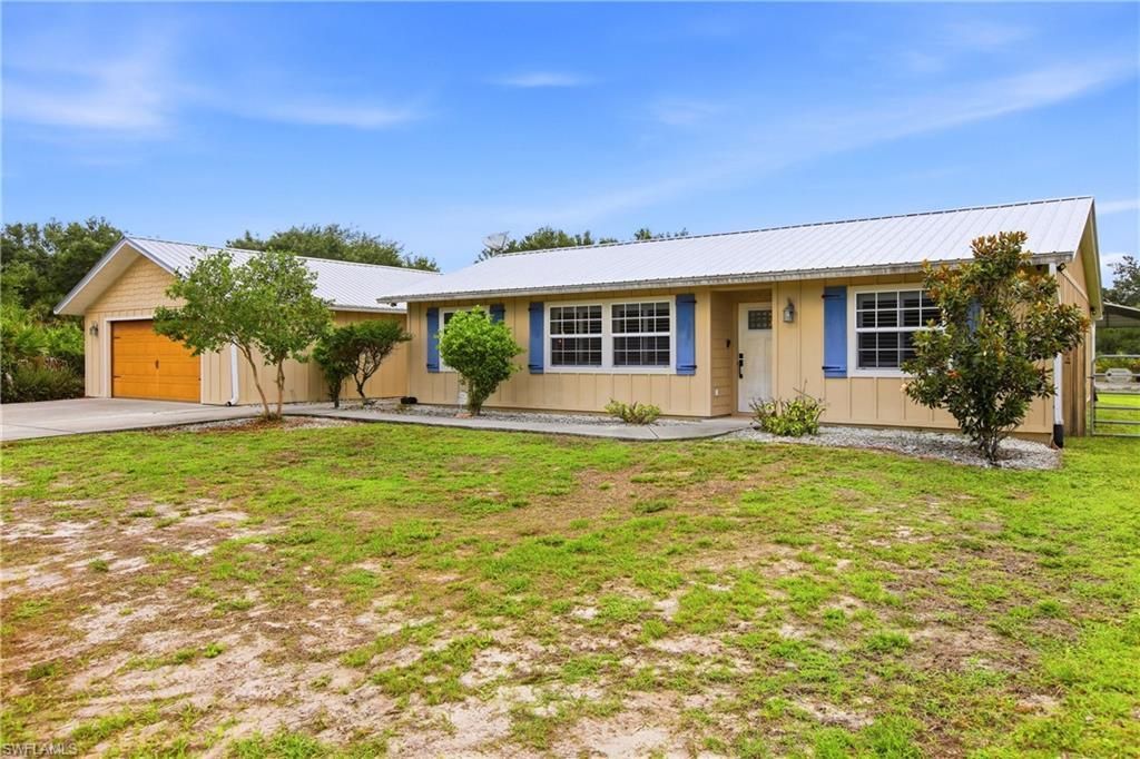 2310 Abbott Ave , Alva, FL 33920 Photo