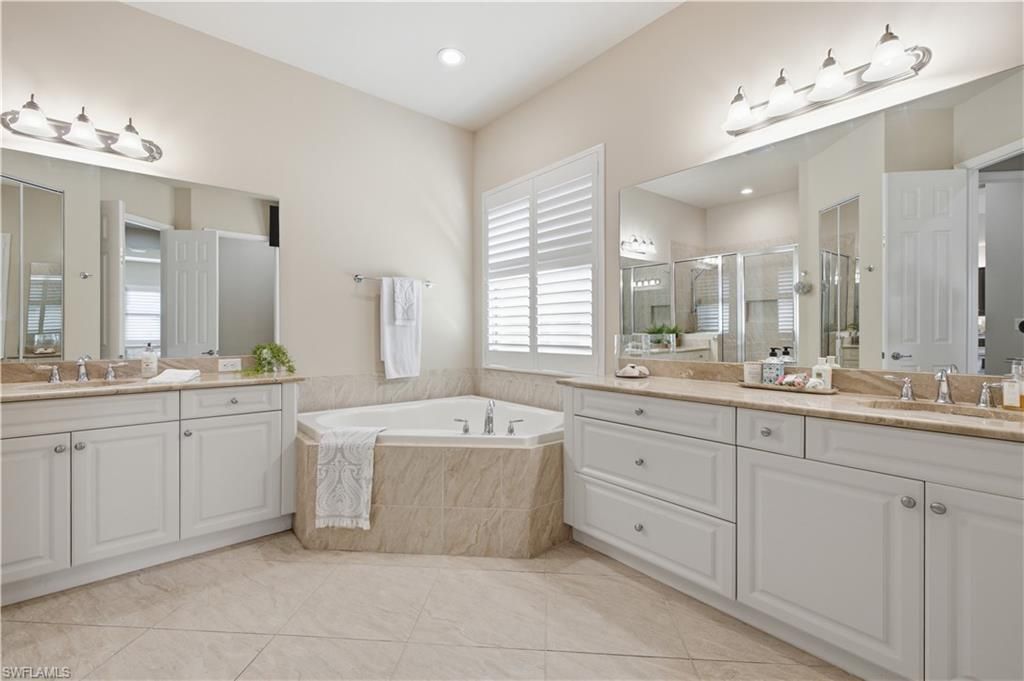 11532 Stonecreek Cir , Fort Myers, FL 33913 Photo