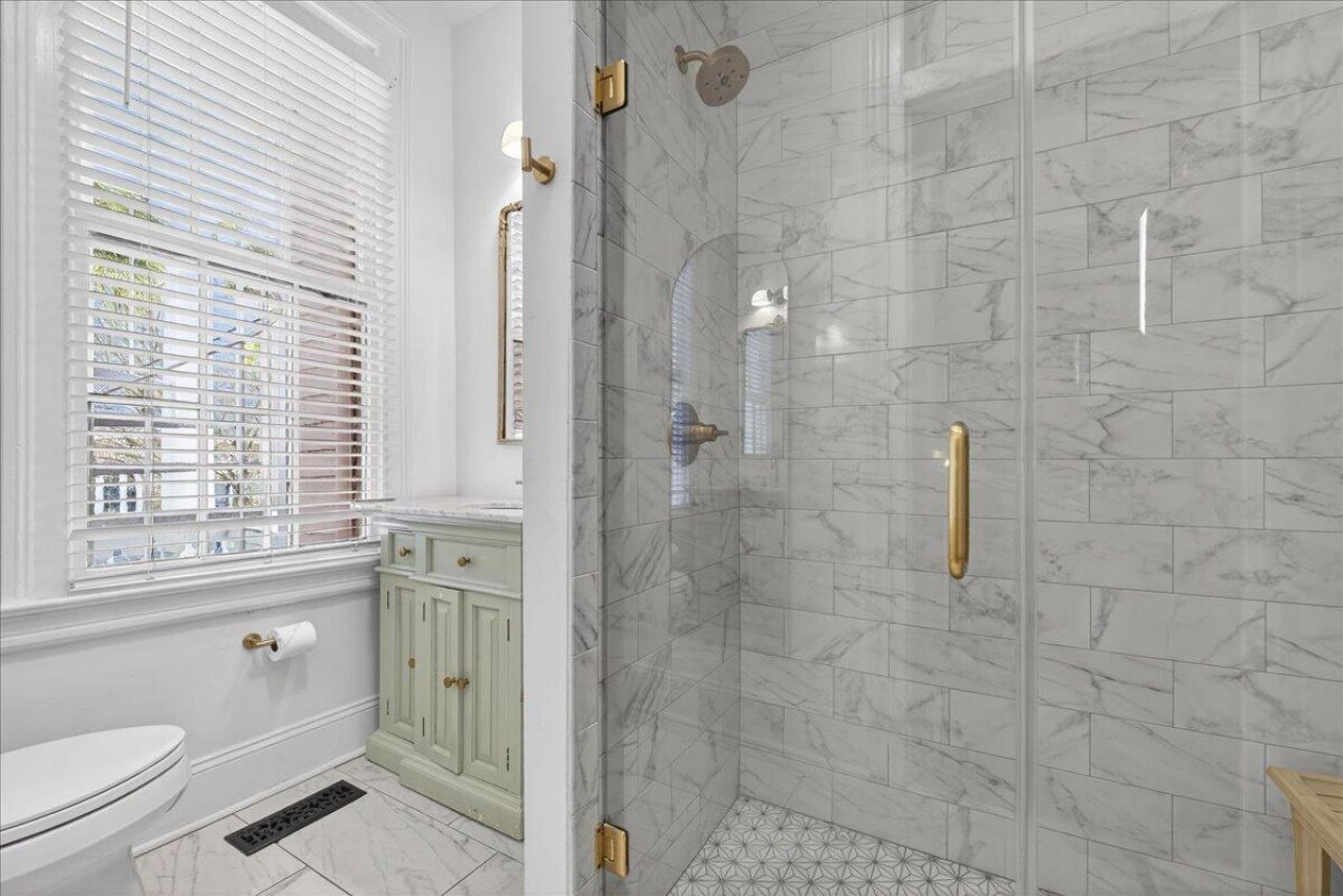 201 Ashley Avenue  Photo 37