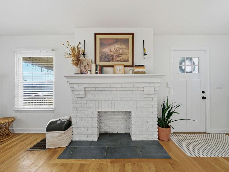 1132 S Champion Avenue , Columbus, OH 43206 Photo 5