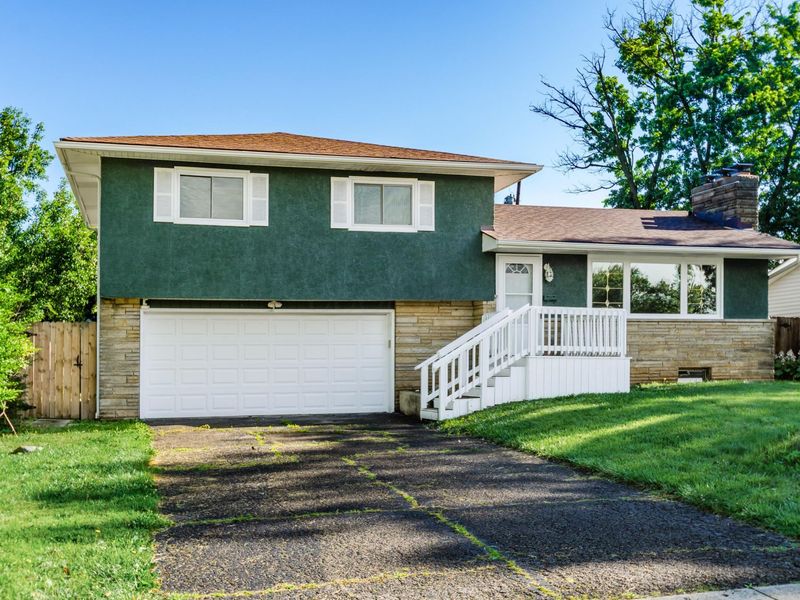 1266 Pershing Drive, Columbus, OH 43224 Photo 2