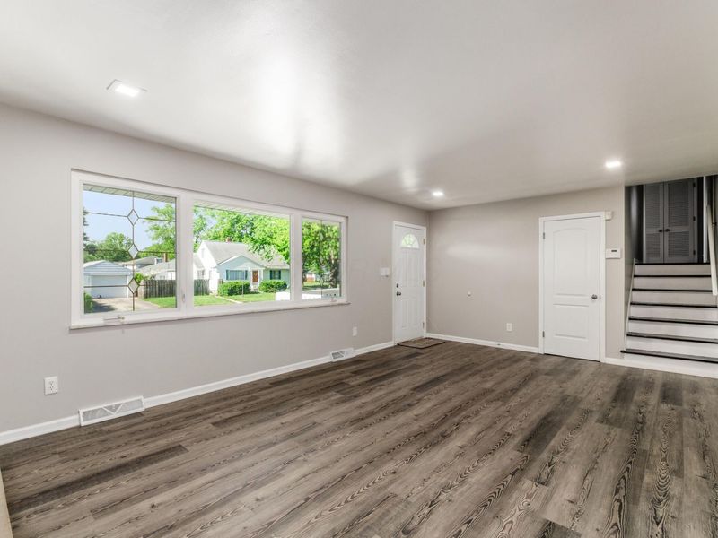 1266 Pershing Drive, Columbus, OH 43224 Photo 8