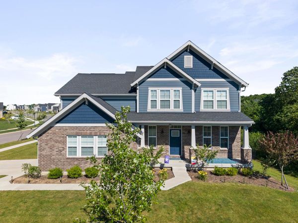 3011 Stockdale Farms Drive , Delaware, OH 43015
