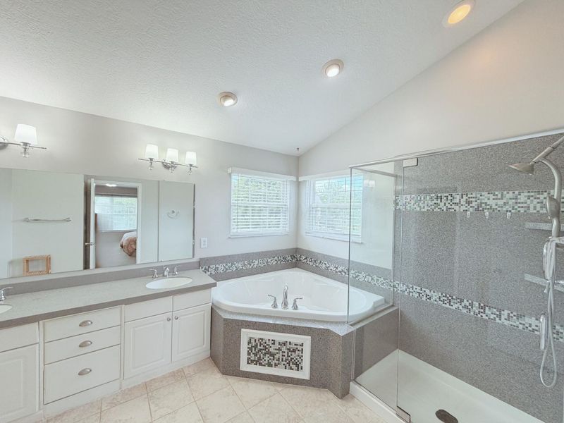 4440 Huntwicke Drive, Hilliard, OH 43026 Photo 22