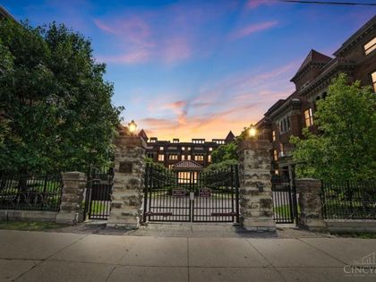 2356 Park Avenue Cincinnati, OH 45206