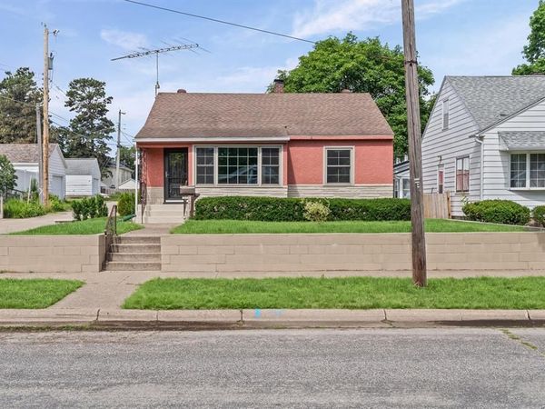 1234 20th Street, La Crosse, WI 54601