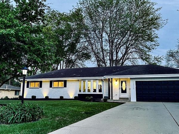 12905 Wembley ROAD, Brookfield, WI 53005