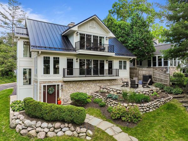13 Cedar Point DRIVE, Williams Bay, WI 53191