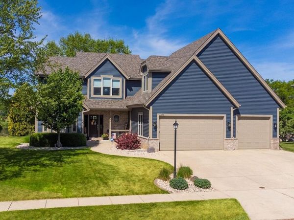 1370 Mamerow LANE E, Oconomowoc, WI 53066