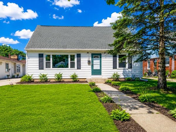 5511 N 12th STREET, Milwaukee, WI 53209
