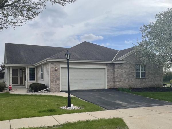 2949 Clearwater LANE, Waukesha, WI 53189
