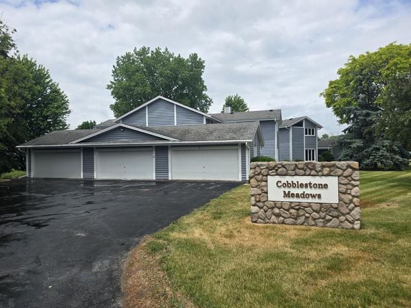 W157N11457 Hilbert LANE, Unit B, Germantown, WI 53022