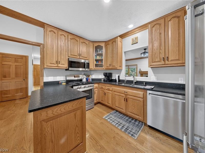 485 Vineyard Way, Doylestown, OH 44230 Photo 10