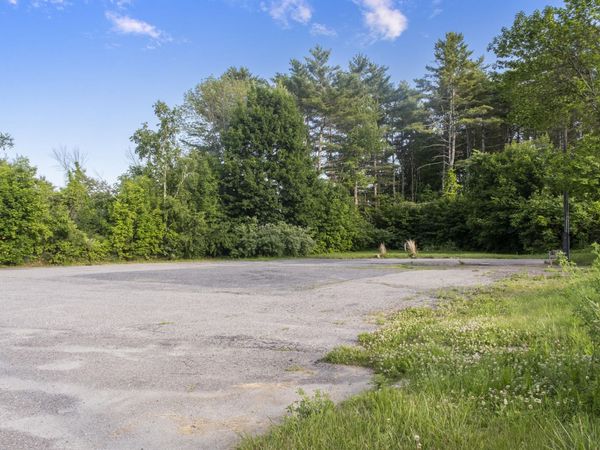 822 Kennedy Memorial Drive, Oakland, ME 04963
