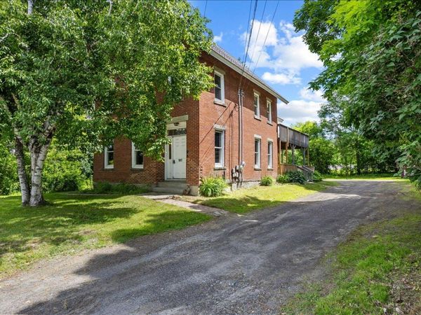 987 Main Street, Vassalboro, ME 04989