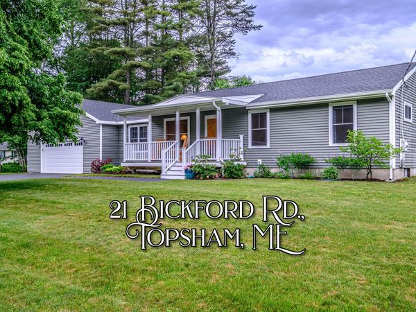 21 Bickford Drive, Topsham, ME 04086