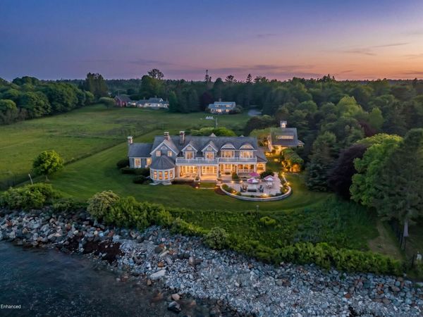 425 Seawall Road , Southwest Harbor, ME 04679