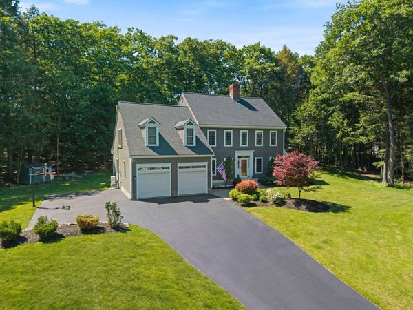 6 Thurston Lane , Falmouth, ME 04105