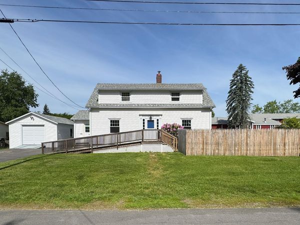 8 Court Street, Rockland, ME 04841