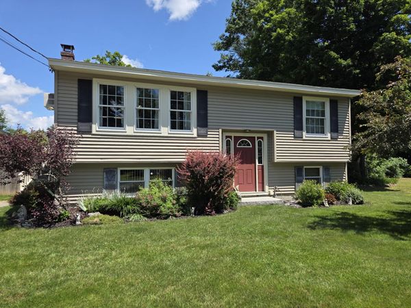 3 Spiro Avenue , Gray, ME 04039