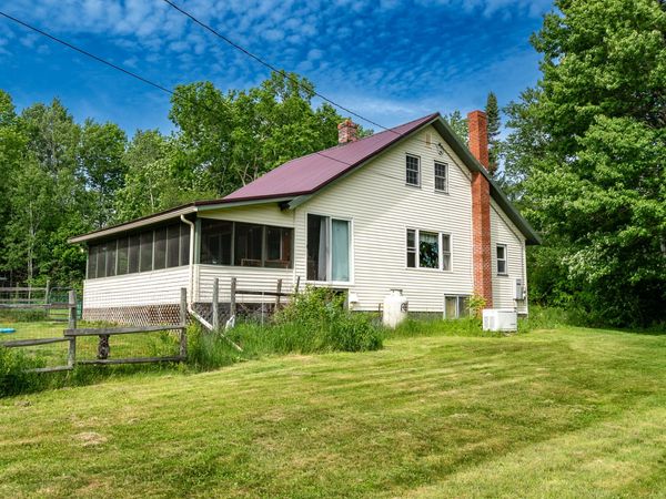 26 Chadbourne Road, Harmony, ME 04942